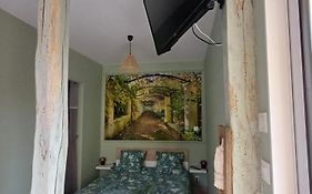 L'Intervalle Des 18 Chateaux